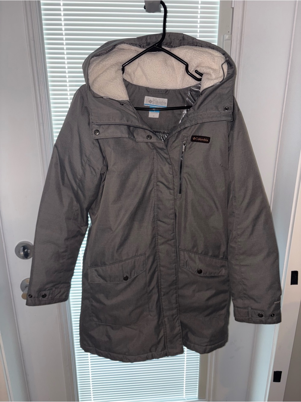 Women's Long Columbia Insulated Jacket - M